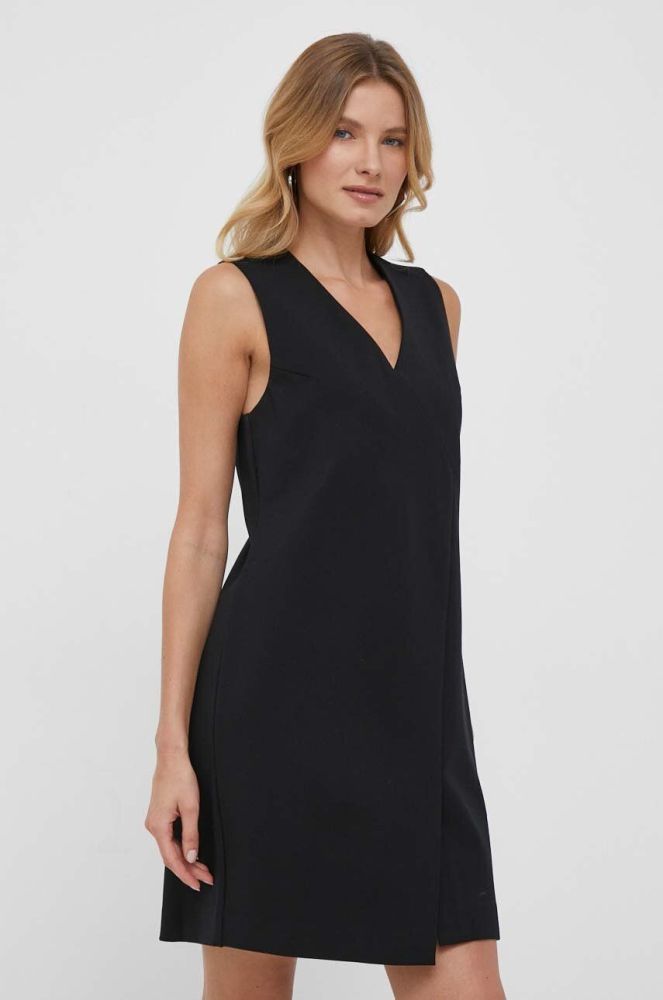 Сукня United Colors of Benetton колір чорний mini пряма (3410395)